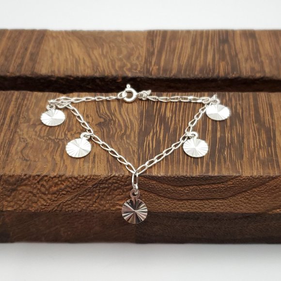 7 Inch 925 Sterling Silver Cool Diamond Cut Charms Chain Bracelet - Picture 1 of 6